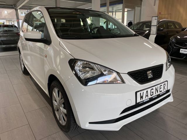 Weiß Gebraucht 2017 Seat Mii Chic Kleinwagen | 7.990 € (Fairer Preis) - Bild 1/4