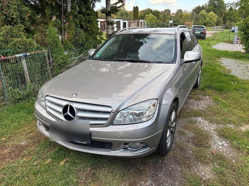 Schwarz Gebraucht 2007 Mercedes C220 Avantgarde Kombi | 3.500 € (Superpreis) - Bild 1/4