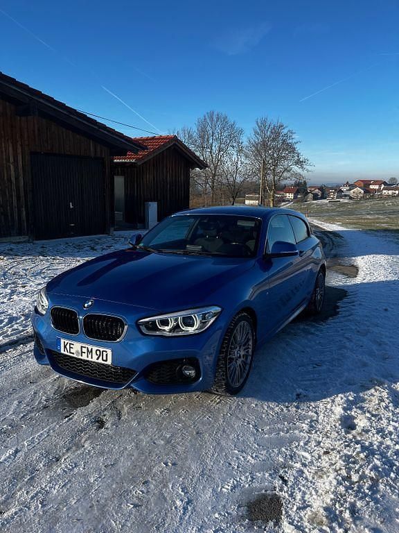 Gebraucht BMW 120 Performance 190 PS (139 kW) 2016 Blau Kleinwagen