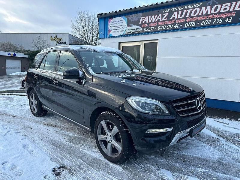 Schwarz Gebraucht 2013 Mercedes ML350 SUV | 17.000 € (Fairer Preis) - Bild 1/4