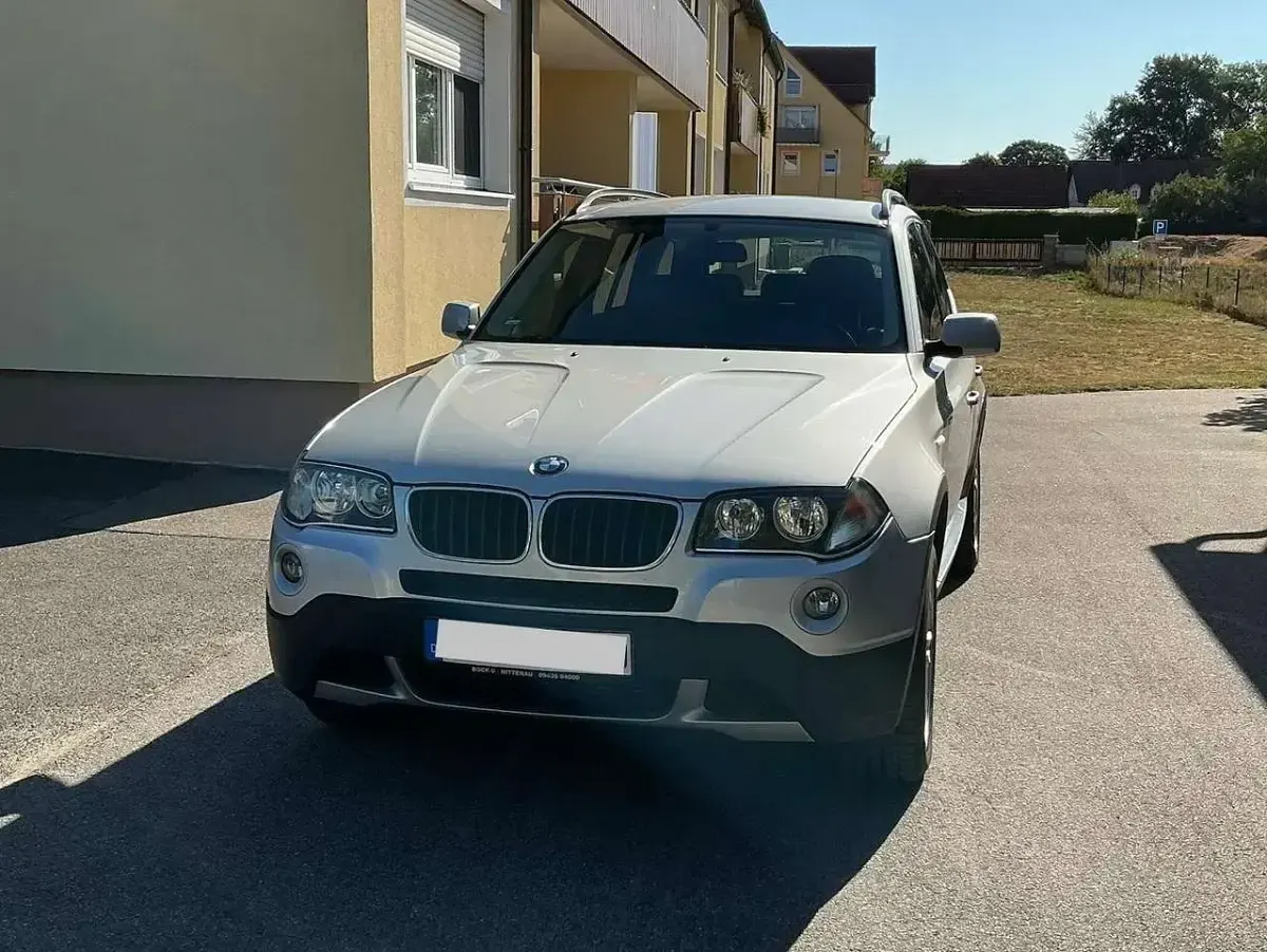 Gebraucht BMW X3 177 PS (130 kW) 2009 Silber SUV