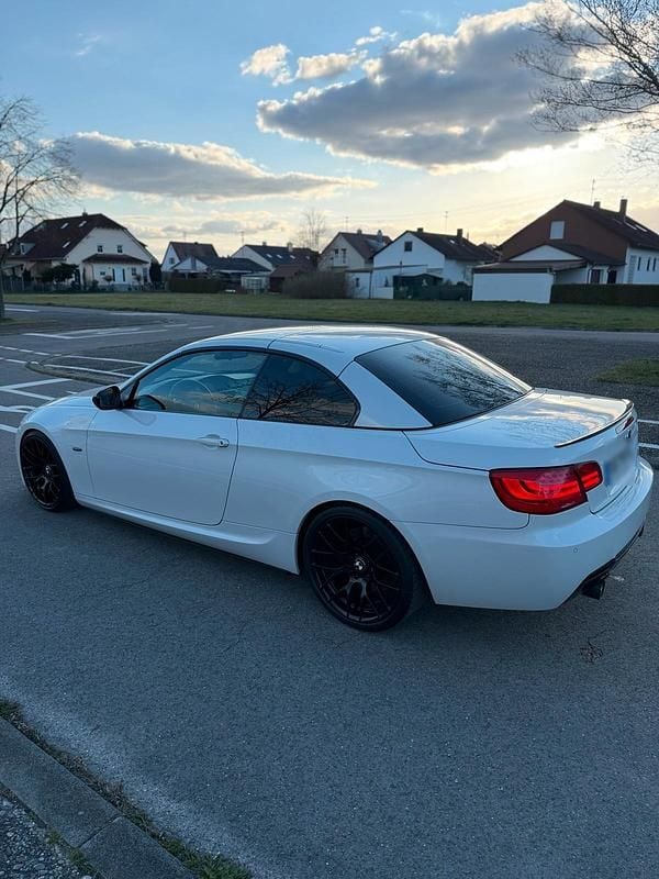 Gebraucht BMW 335 Cabriolet M Performance 306 PS (225 kW) 2011 Weiß Cabrio