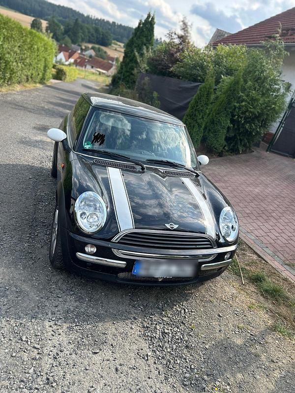 Schwarz Gebraucht 2002 Mini Cooper Kleinwagen | 5.000 € (Fairer Preis) - Bild 1/4