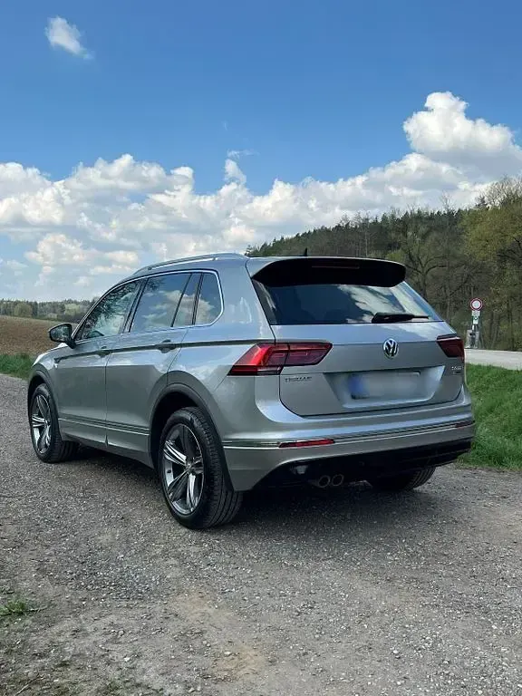 Gebraucht VW Tiguan Highline 190 PS (139 kW) 2016 Silber SUV