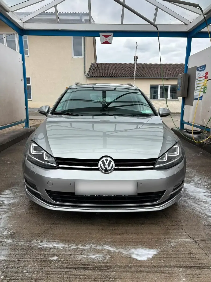 Gebraucht VW Golf VII 125 PS (91 kW) 2015 Silber Kombi