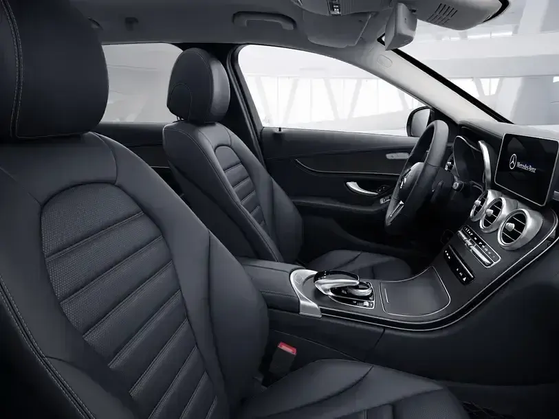 Second-hand Mercedes C180 AMG 2020 Negru