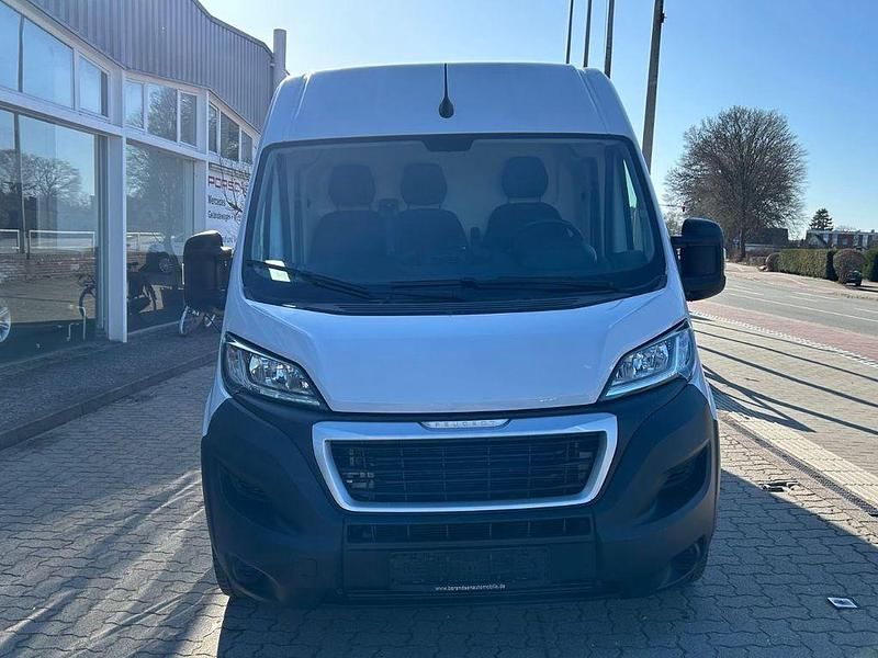 Gebraucht Peugeot Boxer 140 PS (102 kW) 2022 Weiß Van