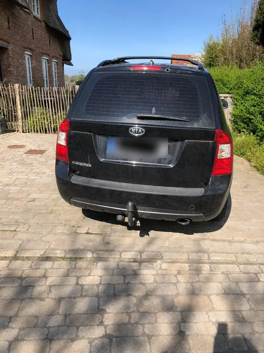 Gebraucht Kia Carens 144 PS (105 kW) 2006 Schwarz Van / Kleinbus