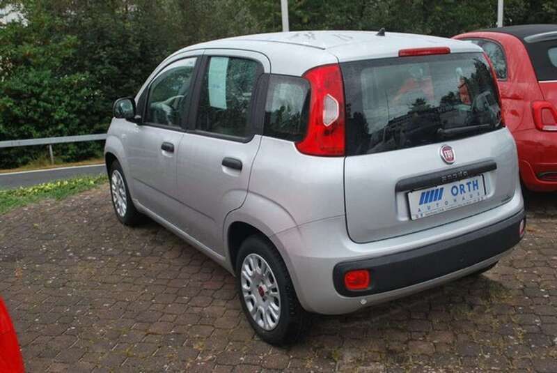 Colore esterno (argento grau) Gebraucht 2016 Fiat Panda Easy Kleinwagen | 10.500 € (Teuer) - Bild 1/4