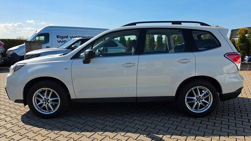 Gebraucht Subaru Forester Active 147 PS (108 kW) 2017 Weiß SUV
