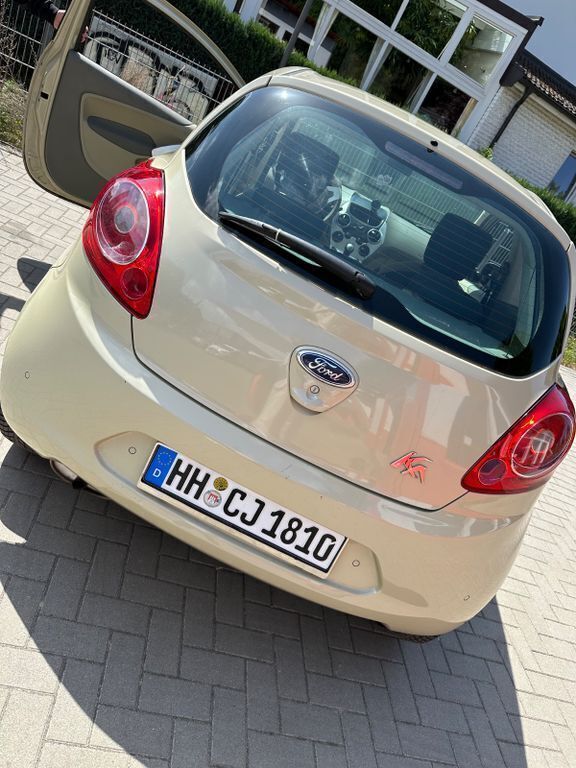 Beige Gebraucht 2009 Ford Ka Kleinwagen | 2.500 € (Fairer Preis) - Bild 1/4
