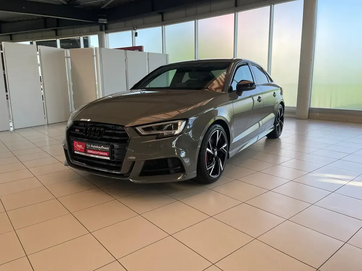 Gebraucht Audi S3 Comfort 300 PS (220 kW) 2019 Limousine