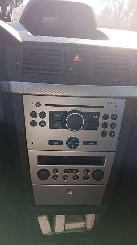 Gebraucht Opel Meriva Selection 105 PS (77 kW) 2009 Van / Kleinbus
