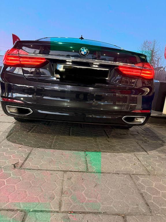 Gebraucht BMW 740L Executive 326 PS (239 kW) 2018 Schwarz Limousine