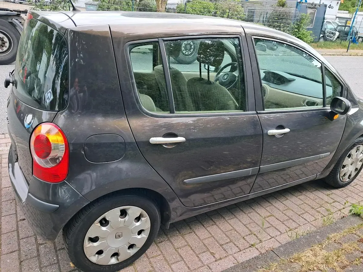 Używany Renault Modus 85 KM (62 kW) 2005 Minivan