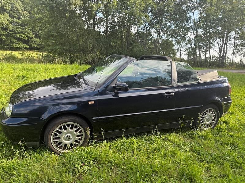 Blau Gebraucht 1999 VW Golf Cabriolet Cabrio | 649 € (Superpreis) - Bild 1/4