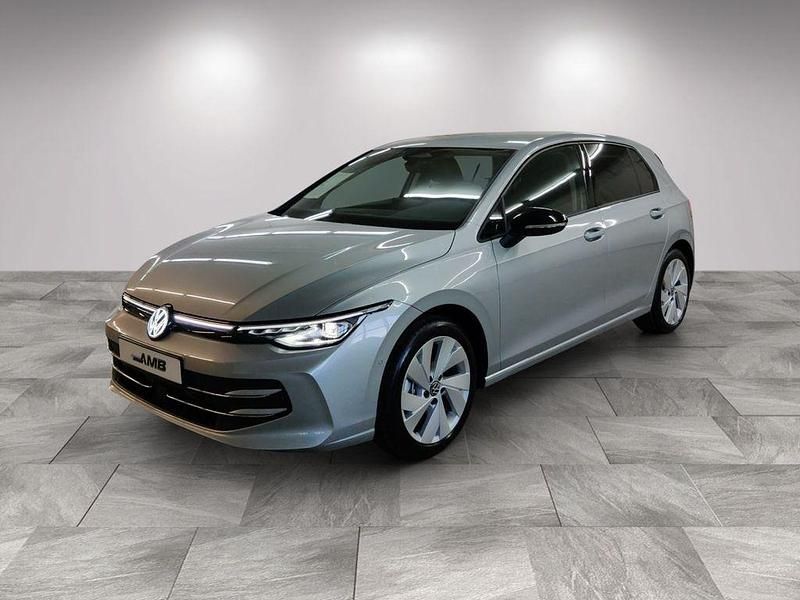 Neu VW Golf VIII 150 PS (110 kW) 2026 Silber Limousine