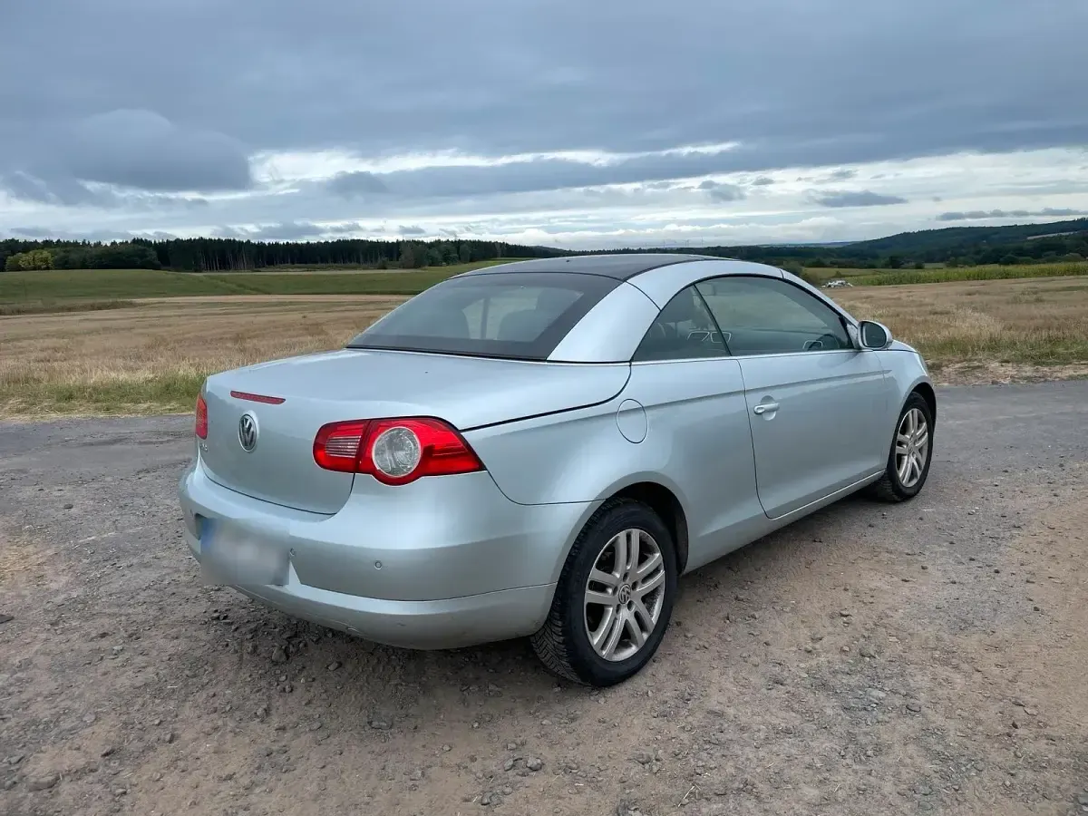 Gebraucht VW Eos 140 PS (102 kW) 2006 Silber Cabrio