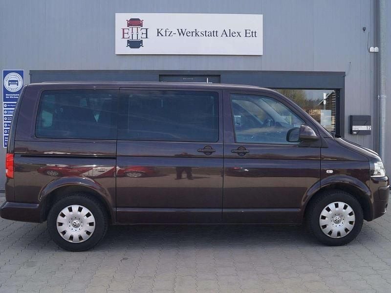 Używany VW T5 Comfortline 140 KM (102 kW) 2013 Brązowy Van