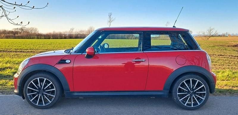 Second-hand Mini ONE 98 CP (72 kW) 2013 Roșu Hatchback