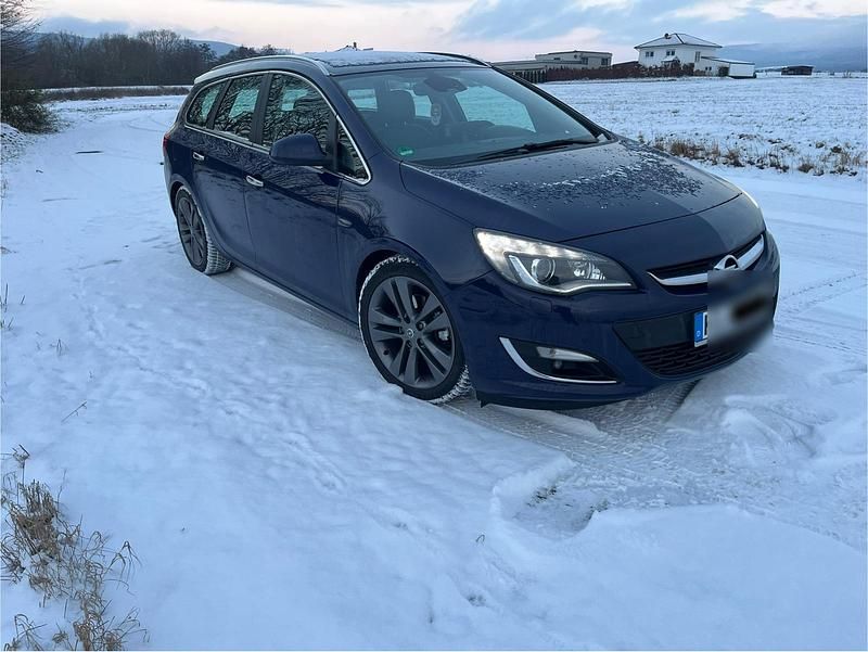 Gebraucht Opel Astra Sport 170 PS (125 kW) 2013 Kombi