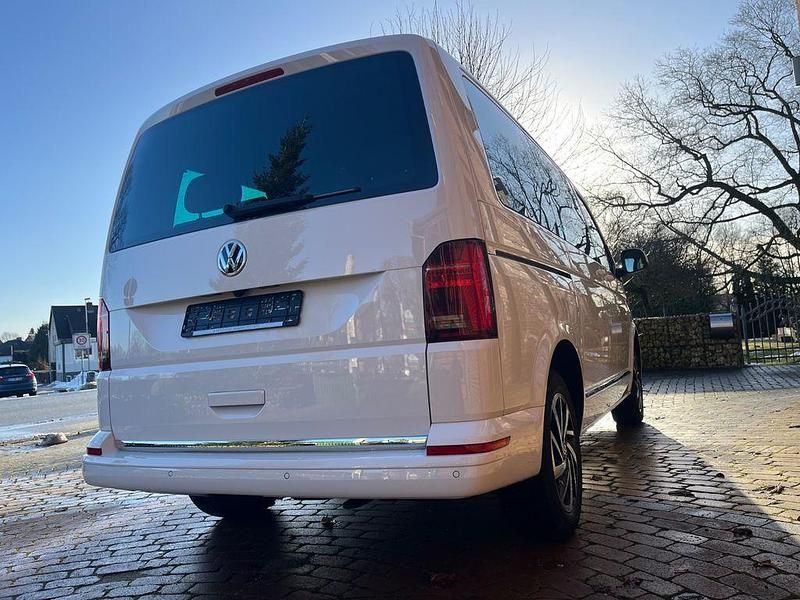 Gebraucht VW Multivan Generation Six 150 PS (110 kW) 2021 Weiß Van