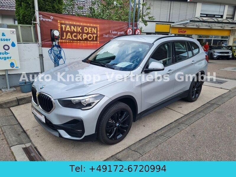 Grau Gebraucht 2020 BMW X1 Advantage SUV | 23.890 € (Fairer Preis) - Bild 1/2