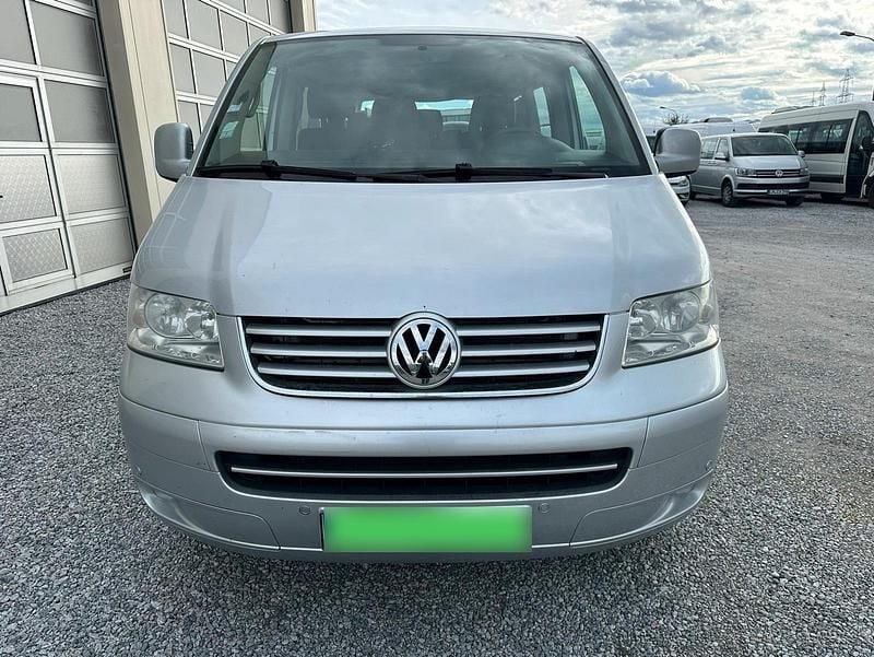 Usado VW Caravelle 175 CV (128 kW) 2007 Plateado Van