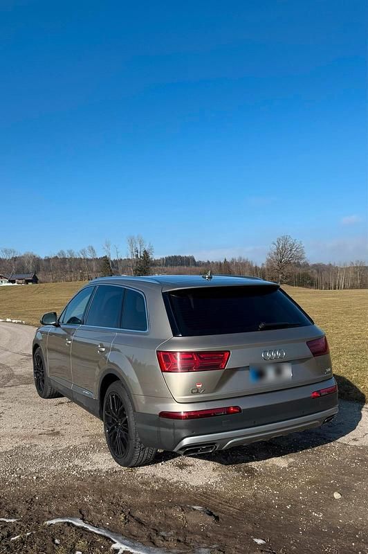 Gebraucht Audi Q7 272 PS (200 kW) 2016 Beige SUV