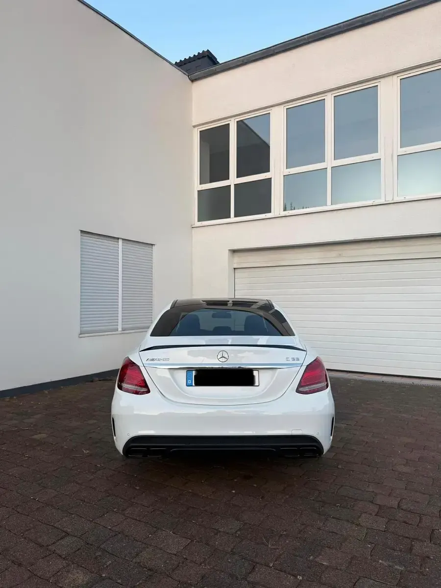 Gebraucht Mercedes C63 AMG AMG 476 PS (350 kW) 2017 Weiß Limousine