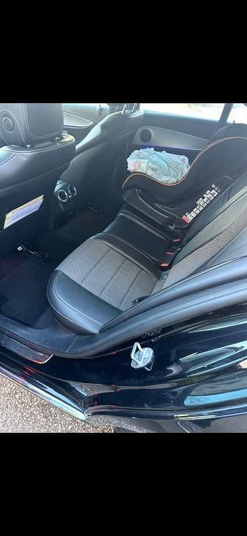 Gebraucht Mercedes E220 AMG line 194 PS (142 kW) 2017 Schwarz Limousine