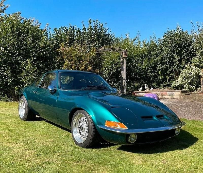 Grün Gebraucht 1970 Opel GT Coupé | 20.850 € - Bild 1/4