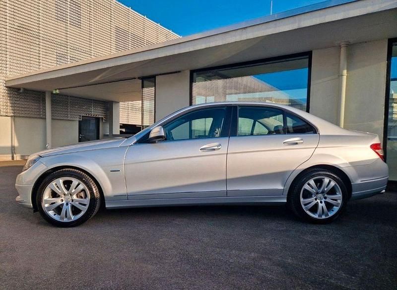 Gebraucht Mercedes C220 Elegance 170 PS (125 kW) 2007 Silber Limousine