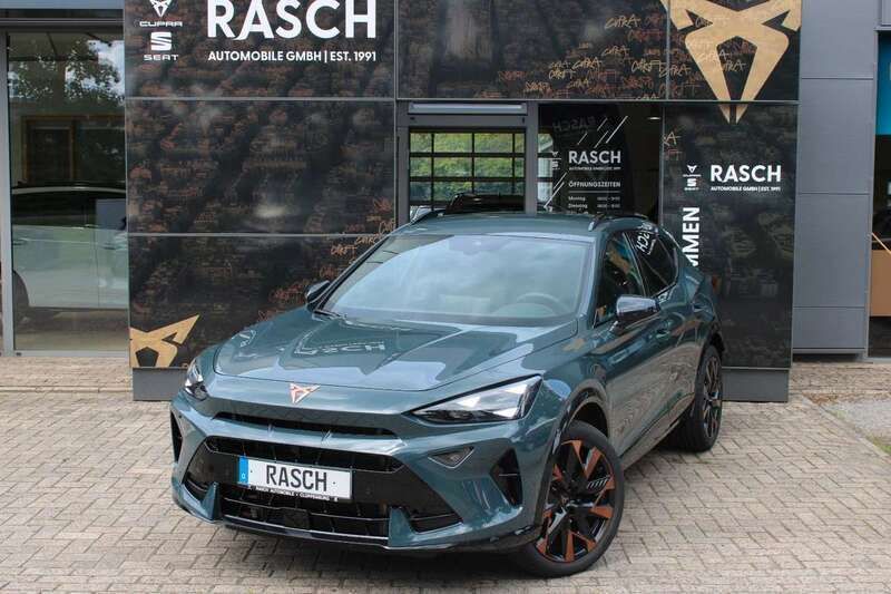 Blau Gebraucht 2024 Cupra Formentor SUV | 36.900 € (Teuer) - Bild 1/4