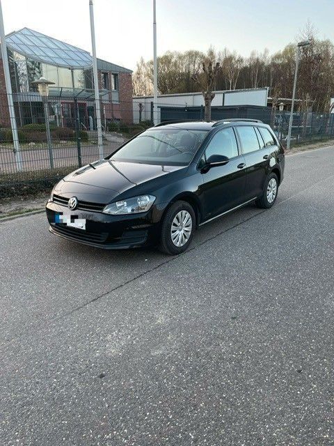 Schwarz Gebraucht 2016 VW Golf VII Trendline Kombi | 5.653 € (Teuer) - Bild 1/4