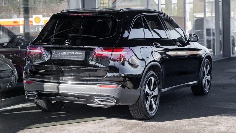 Gebraucht Mercedes GLC220 Night 170 PS (125 kW) 2018 Schwarz SUV