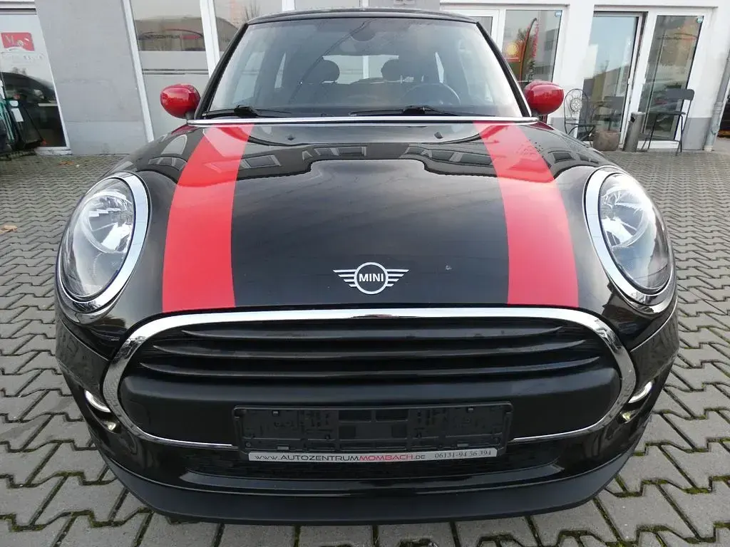 Used Mini ONE 102 HP (75 kW) 2019 Black Hatchback