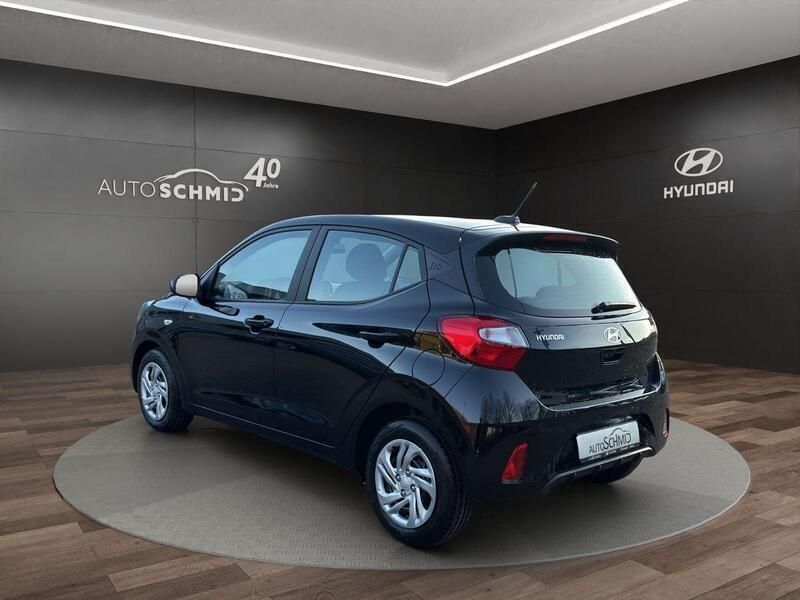 Gebraucht Hyundai i10 Select 63 PS (46 kW) 2024 Andere farbe Kleinwagen