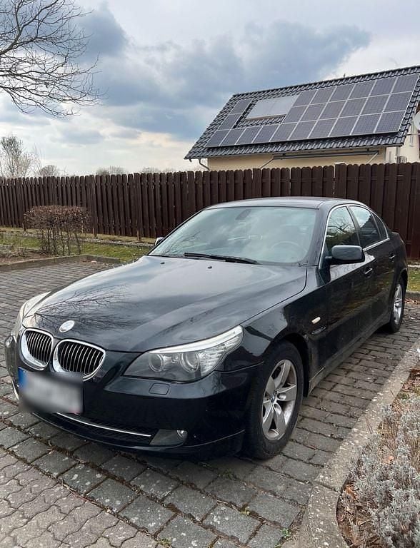 Schwarz Gebraucht 2007 BMW 525 Sport Line Limousine | 3.100 € - Bild 1/4