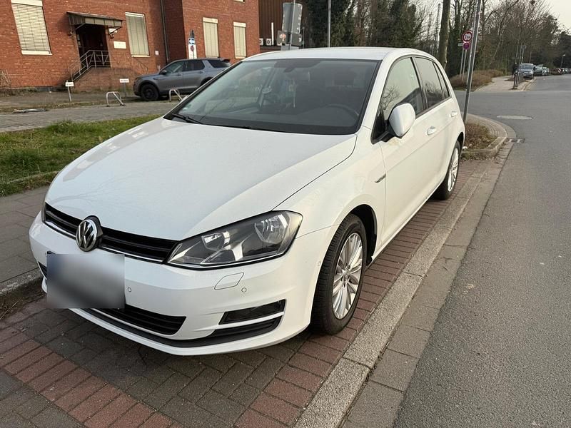 Gebraucht VW Golf VII 110 PS (80 kW) 2014 Weiß Kleinwagen