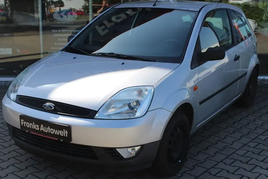 Gebraucht Ford Fiesta 68 PS (50 kW) 2005 Silber Kleinwagen