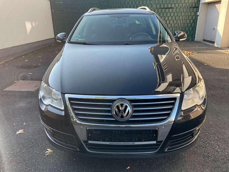 Gebraucht VW Passat Highline 105 PS (77 kW) 2010 Schwarz Kombi