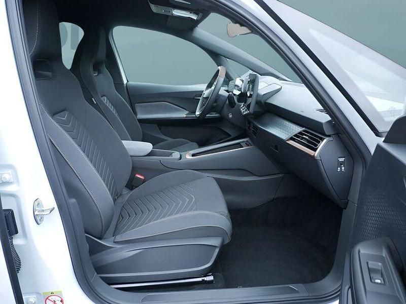 Gebraucht Cupra Born 169 kW (231 PS) 2025 Weiß Kleinwagen