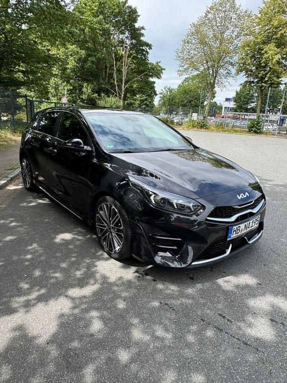 Gebraucht Kia Ceed GT-Line 160 PS (117 kW) 2022 Schwarz Kleinwagen
