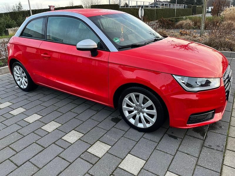 Gebraucht Audi A1 116 PS (85 kW) 2016 Rot Kleinwagen