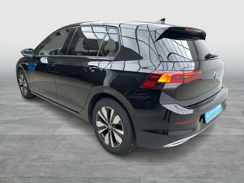 Gebraucht VW Golf VIII Move 150 PS (110 kW) 2024 Andere farbe Kleinwagen