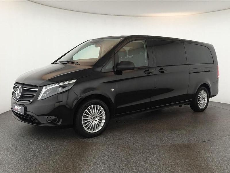 Gebraucht Mercedes Vito 237 PS (174 kW) 2023 Obsidianschwarz metallic Van