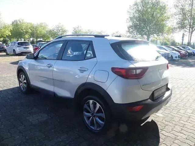 Gebraucht Kia Stonic Vision 101 PS (74 kW) 2022 Silber SUV