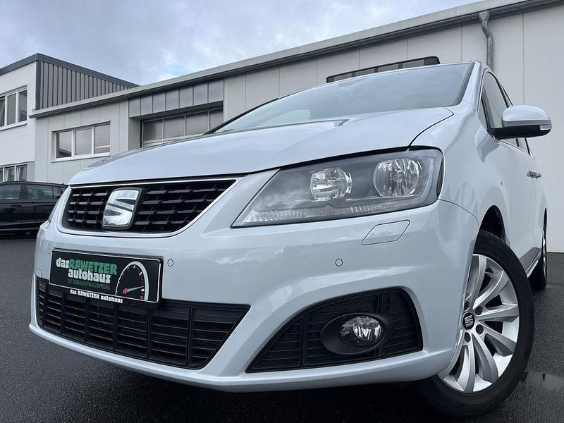 Weiß Gebraucht 2019 Seat Alhambra Style Van / Kleinbus | 25.860 € (Fairer Preis) - Bild 1/4