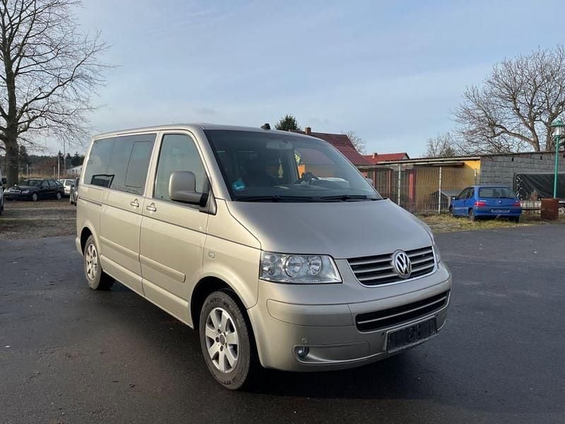 Silber Gebraucht 2004 VW Multivan Van | 4.900 € (Fairer Preis) - Bild 1/4